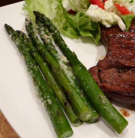 BBQ Asparagus. Photo by JoyfulCook