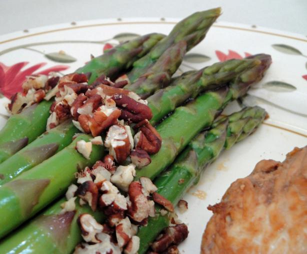 Chilled Asparagus With Pecans. Photo by Debbwl