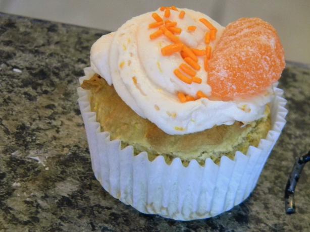 Orange Cr&egrave;me Cupcakes &ndash; Gfcf. Photo by WhiskingWings