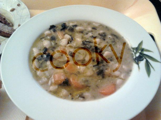 Fasolada - Traditional Greek Beans Recipe. Photo by littlecookingtips