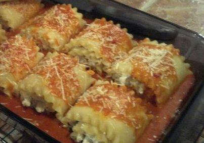 Chicken & Cheese Lasagna Roll-Ups. Photo by Winton9107