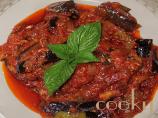 Eggplants and Peppers With Basil. Photo by littlecookingtips