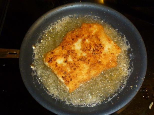 Mahi Mahi Encrusted With Mac Nuts and Parmesan Cheese. Photo by Kateriana