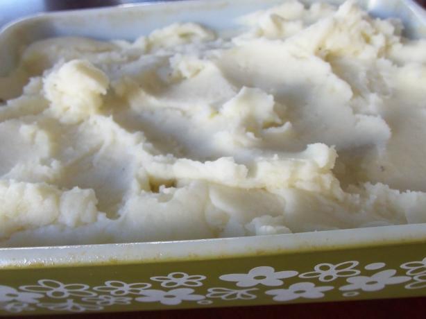 Pioneer Woman's Delicious, Creamy Mashed Potatoes. Photo by AZPARZYCH