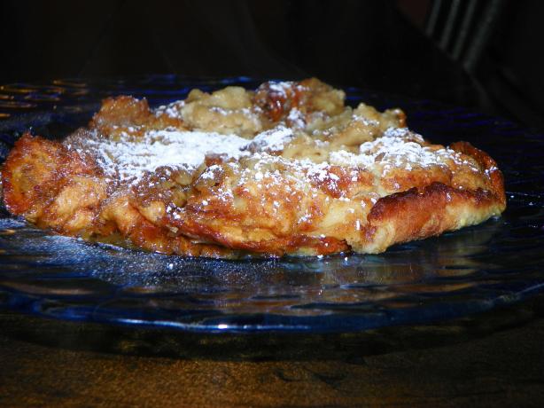 Pannekoeken (Apple Pie Pancake/German). Photo by Baby Kato