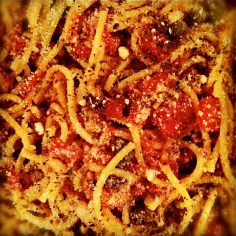 Delicious & Easy Pasta Puttanesca. Photo by esactress