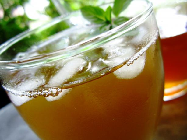 Mint Sweet Iced Tea. Photo by gailanng