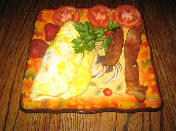 Fresh Spinach Tomato and Bacon Omelet. Photo by Chef #848413