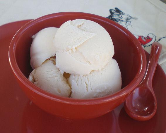 French Vanilla Ice Cream. Photo by Sandi (From CA)