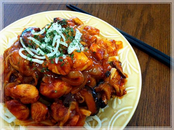 Korean Red Pepper Paste Chicken. Photo by hyejinx86