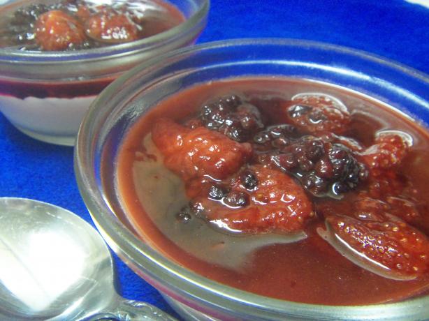 Greek Yogurt With Warm Berry Sauce. Photo by alligirl