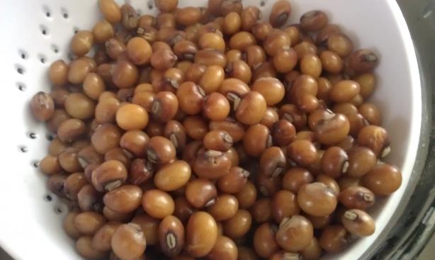 Pigeon Pea Paste (Aka Arhar Dal or Toovar Dal). Photo by threeovens