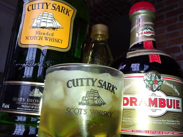 Kilt Lifter (Cocktail). Photo by mersaydees