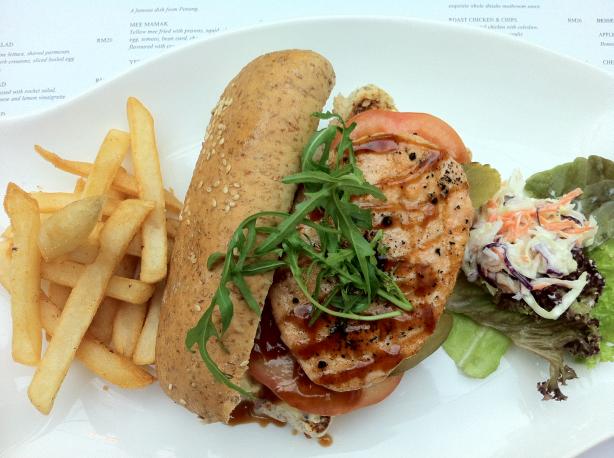 Grilled Norwegian Salmon Burgers. Photo by Norwegian Nutrition S/B