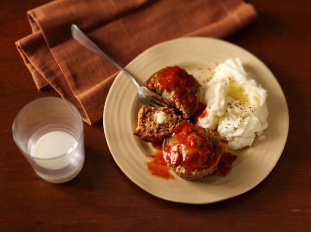 Cheese-Stuffed Mini Meat Loaves. Photo by Progresso Recipe Starters