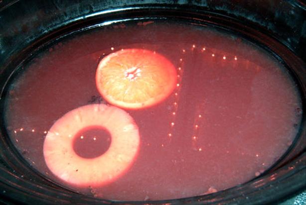 Cranberry,Apple Spiced Tea. Photo by Mikekey