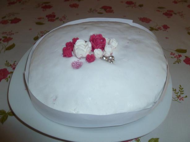 All-In-One Sponge Cake. Photo by Emily-Jane