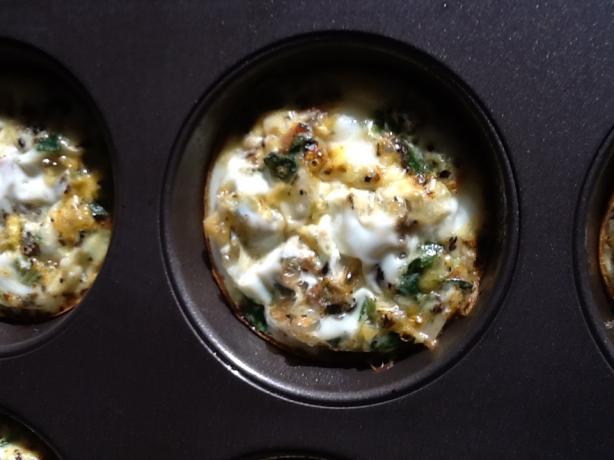 Easy No-Crust Mini Quiche Appetizer. Photo by Jan235