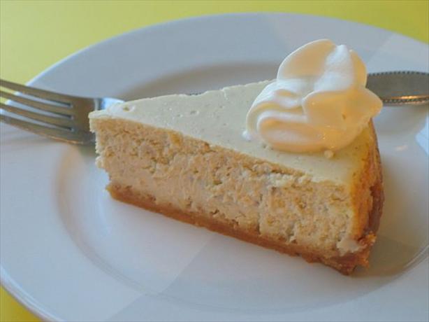 Banana Cream Cheesecake (Copycat). Photo by Kellogs