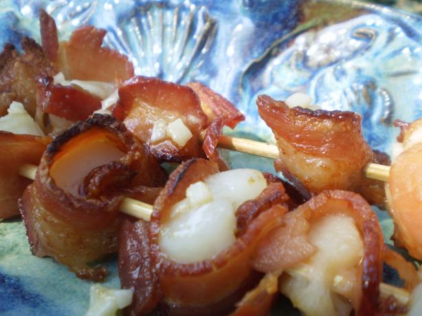 Bacon Wrapped Scallops. Photo by breezermom