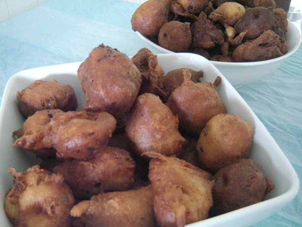 Oliebollen - the No-Yeast Version.. Photo by Missy Wombat