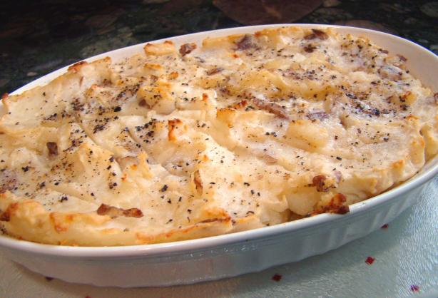 Make Ahead Garlic Mashed Potatoes. Photo by Derf