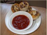 Pizza Roll-Ups (Oamc). Photo by CookbookCarrie