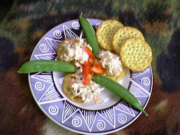 Tuna Salad to Taste. Photo by blancpage