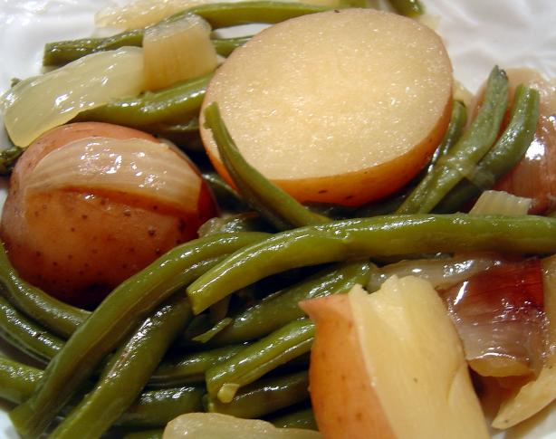 New Potatoes, Green Beans and Ham. Photo by :(