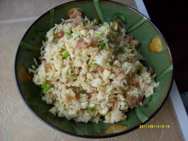 Bacon Fried Rice. Photo by yuki9622002