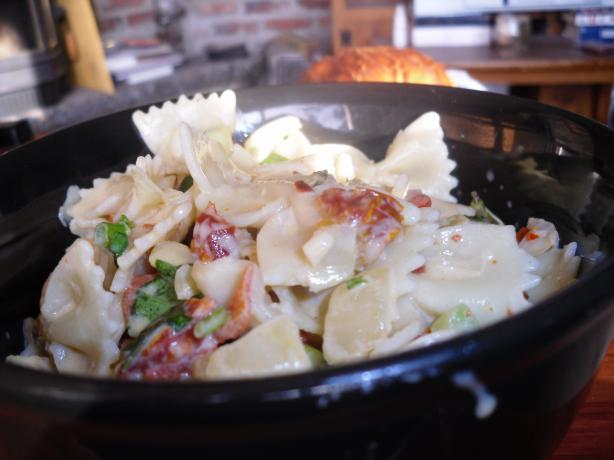 Creamy Sun-dried Tomato,Roasted Red Pepper and Artichoke Pasta. Photo by tamalita62