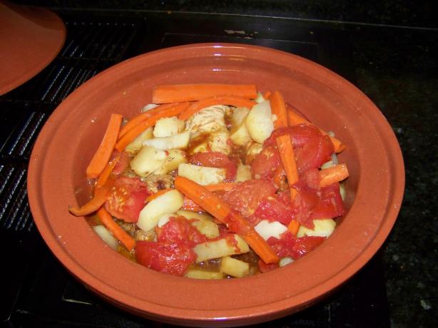 Chicken Tagine. Photo by LordNeuf