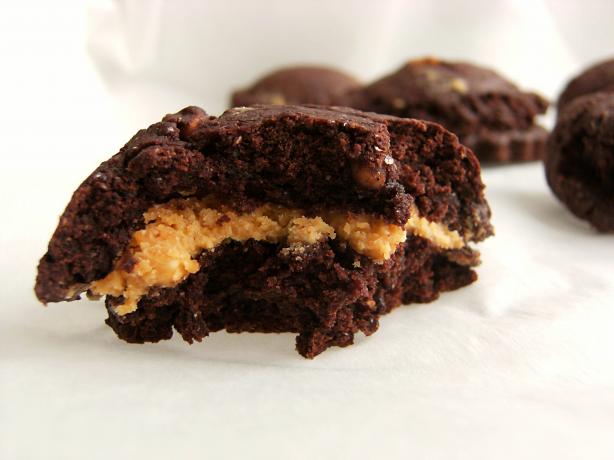 Magic Peanut Butter Middles Cookies. Photo by Lalaloula