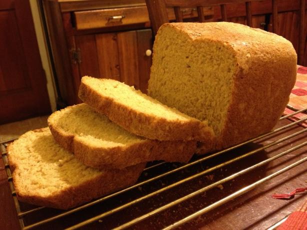 Multi-Grain and More Bread (Bread Machine). Photo by raisho