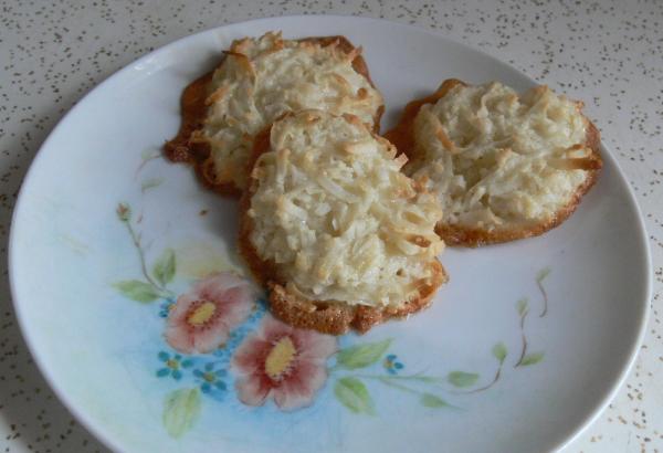 Coconut Macaroons. Photo by Miss Annie in Indy