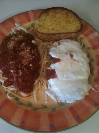 Pollo Parmigiana ( Aka Chicken Parmesan). Photo by Shawn C