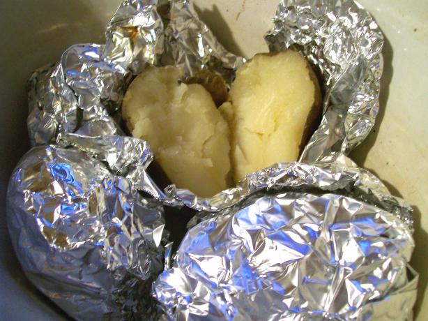 Baked Potatoes from the Crock Pot. Photo by Sharon123