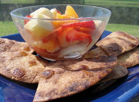 Fruit Salsa and Cinnamon Chips. Photo by diner524