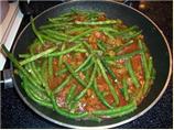Salsa and Chiles Green Beans