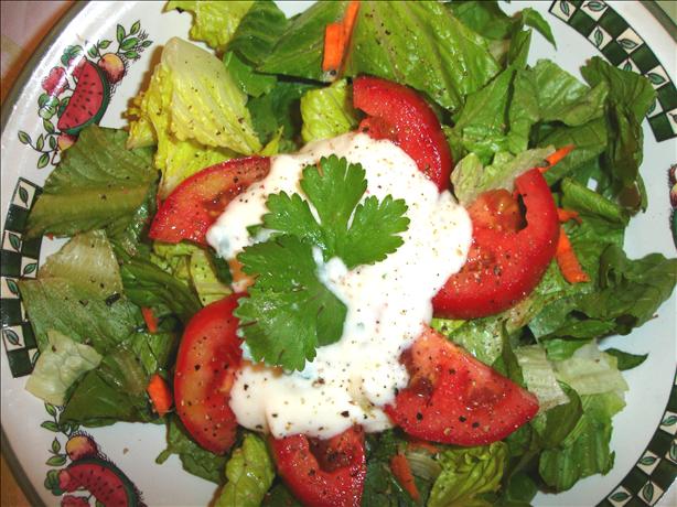 Copycat  Carrabba's  House Salad Dressing (Creamy Parmesan). Photo by mammafishy
