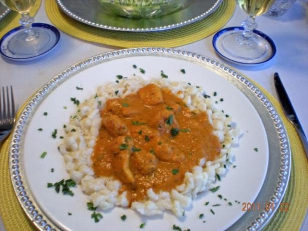 Hungarian Chicken Paprikash. Photo by gemini08