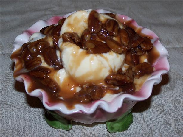 Praline Ice Cream Sauce. Photo by Luby Luby Luby