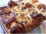 Chocolate and Pistachio Whiligig Buns
