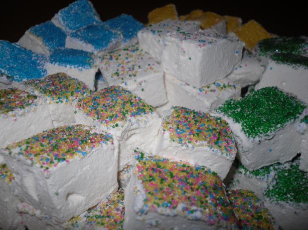 Homemade Marshmallows. Photo by Oliver & Fischer's Mommy