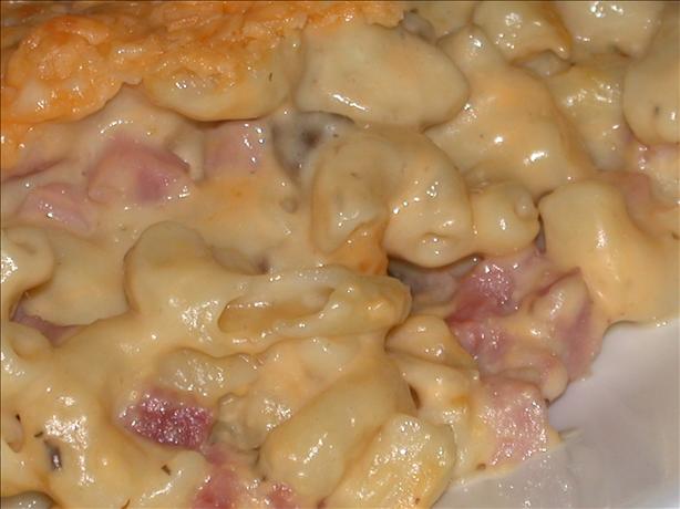 Mom's Hammy Macaroni  N' Cheese. Photo by MommyMakes