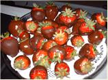 Chocolate Covered Strawberries. Photo by MelinOhio