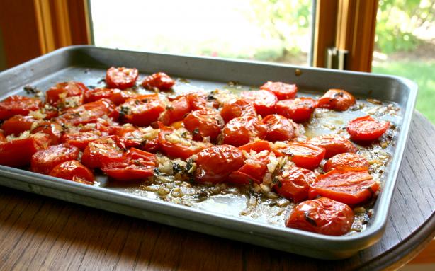 Roasted Tomatoes. Photo by Cookin-jo