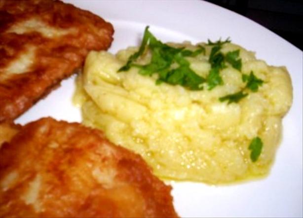 Skordalia (A Garlic Sauce/Condiment). Photo by evelyn/athens