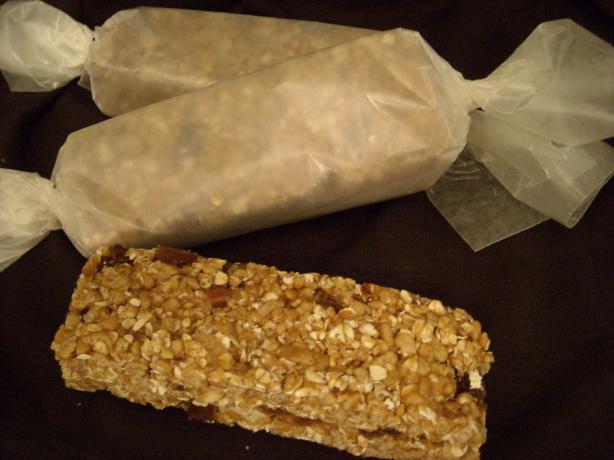 No-Bake Granola Bars. Photo by mums the word