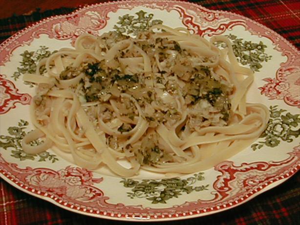Linguine with Clam Sauce. Photo by ms_bold